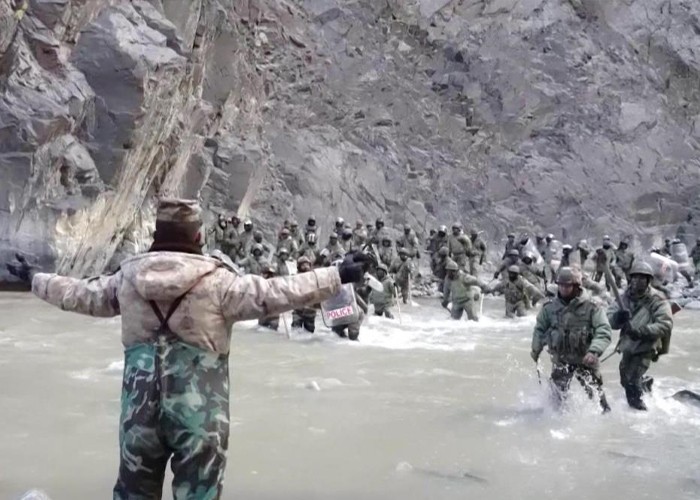 罗援：中国军人应该向中国女足学些什么？