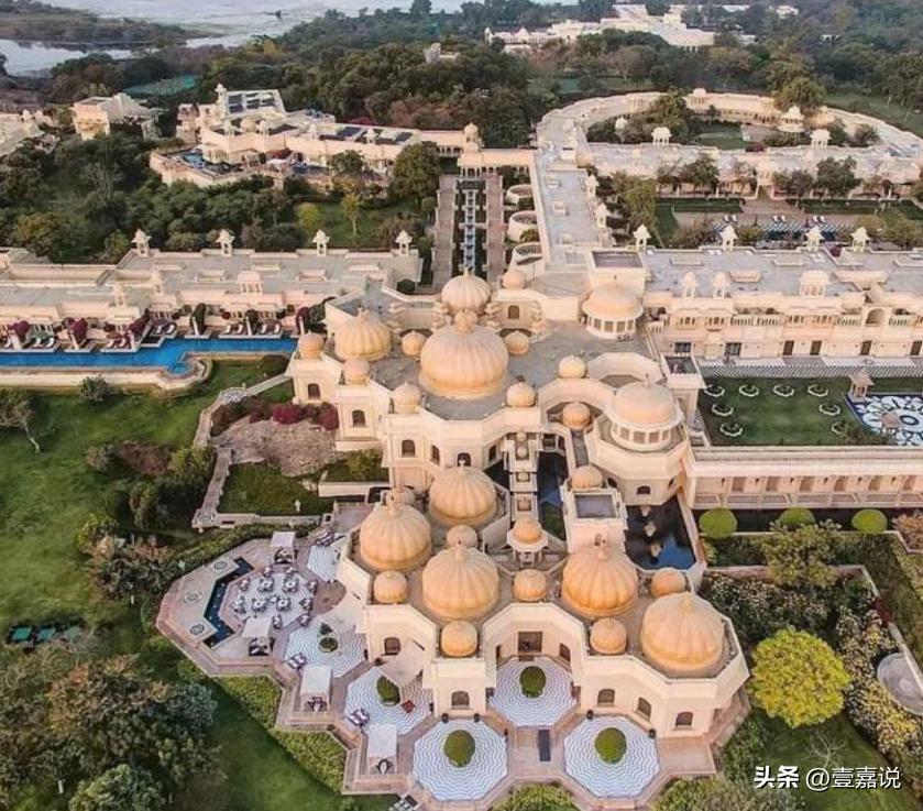 印度首富之妻有多壕,印度首富的妻子手机壳