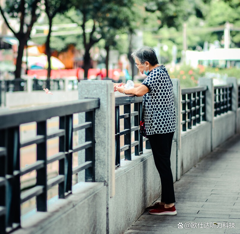 宝宝重度神经性耳聋助听器有效吗,重度耳聋配助听器有用吗