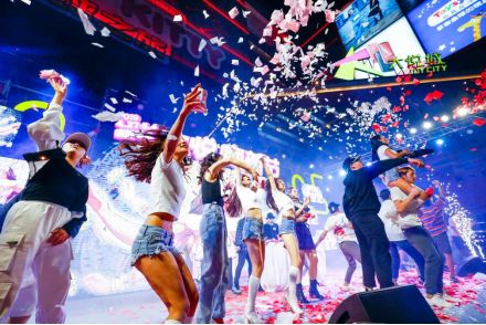 2023商业破局与新生,大悦城未来价值分析