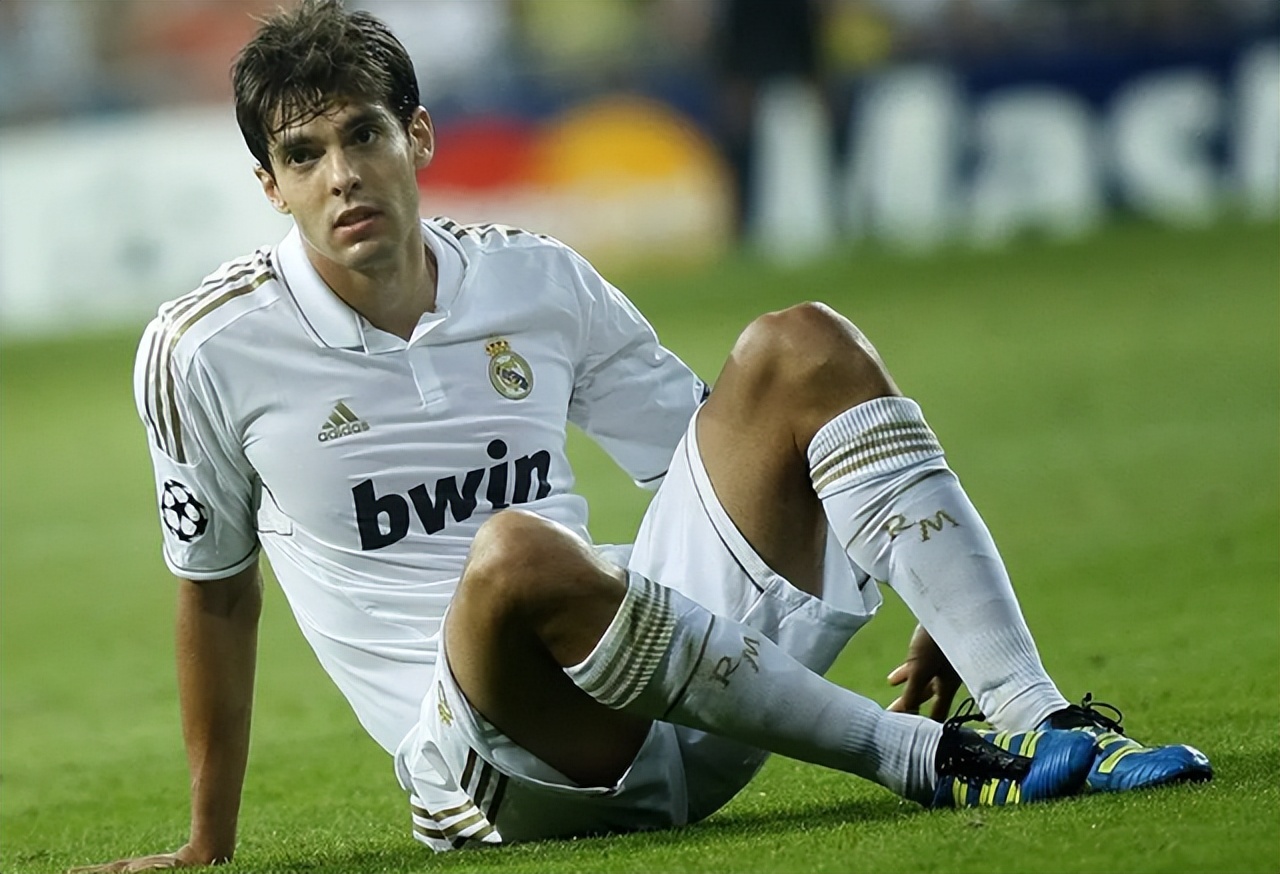 卡卡前妻卡洛琳个人资料,卡卡前妻卡洛琳最新美照