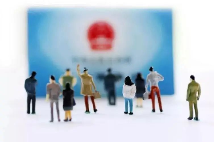 自己买社保要55岁才能退休吗,自己买社保要买哪几种