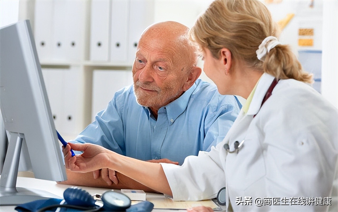 糖尿病人吃了二甲双胍是不是尿黄,糖尿病患者吃二甲双胍有副作用吗