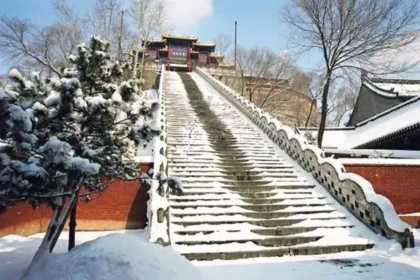 武则天和五台山有关系吗,康熙皇帝为何五次登临五台山