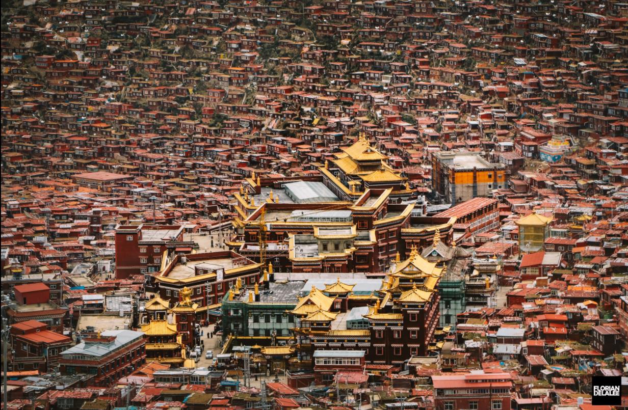 色达佛国世界信仰圣地,佛国净土川西色达