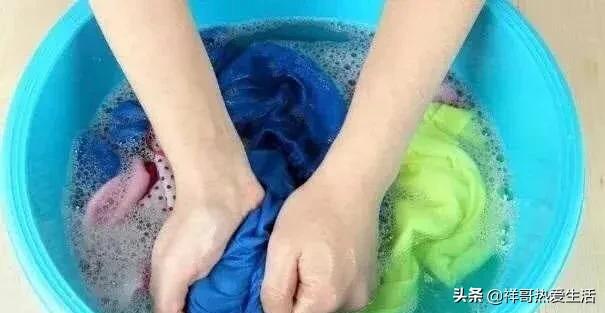 怎么去毛球既干净又不伤衣服呢,去除衣服毛球有妙招