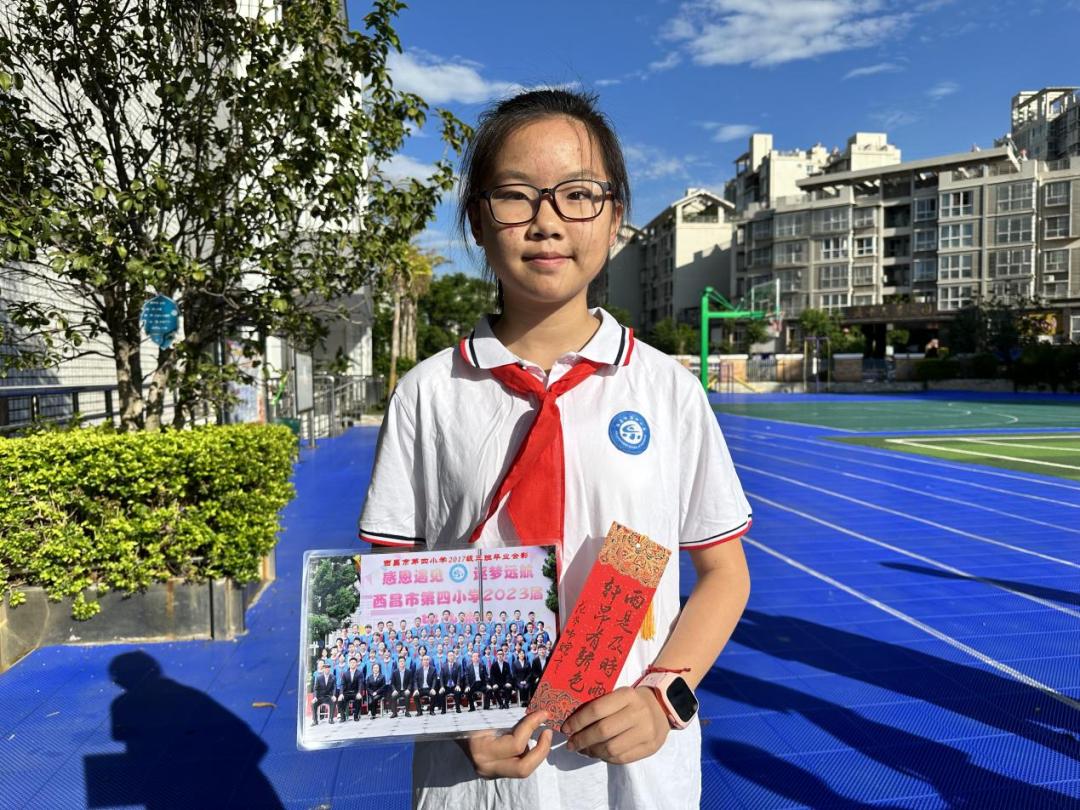 学生给老师写的藏头诗,毕业诗七句藏头诗