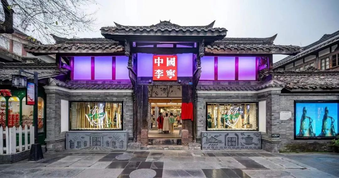 小众高端服装店怎么运作,未来高端服装店怎样做有前景