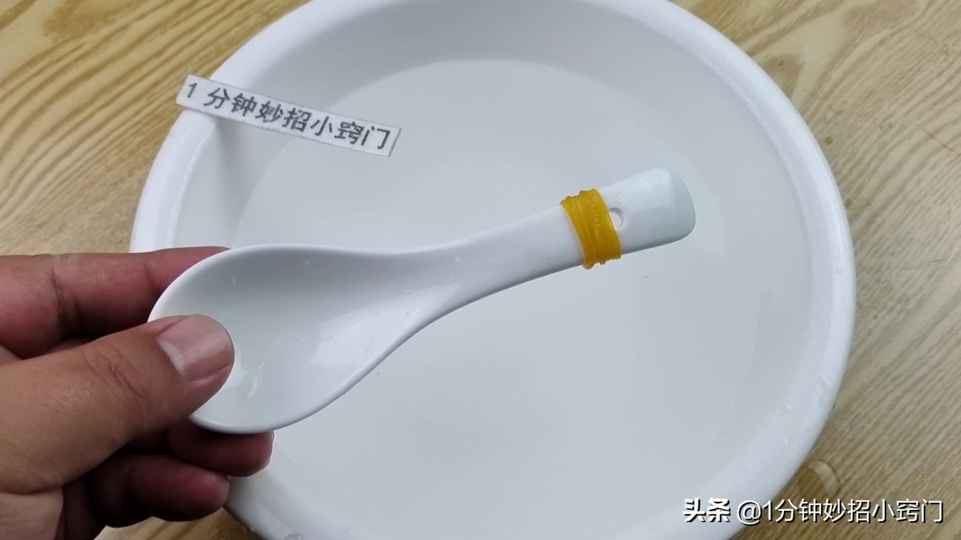橡皮筋扎头发的好处,橡皮筋扎头发耐用