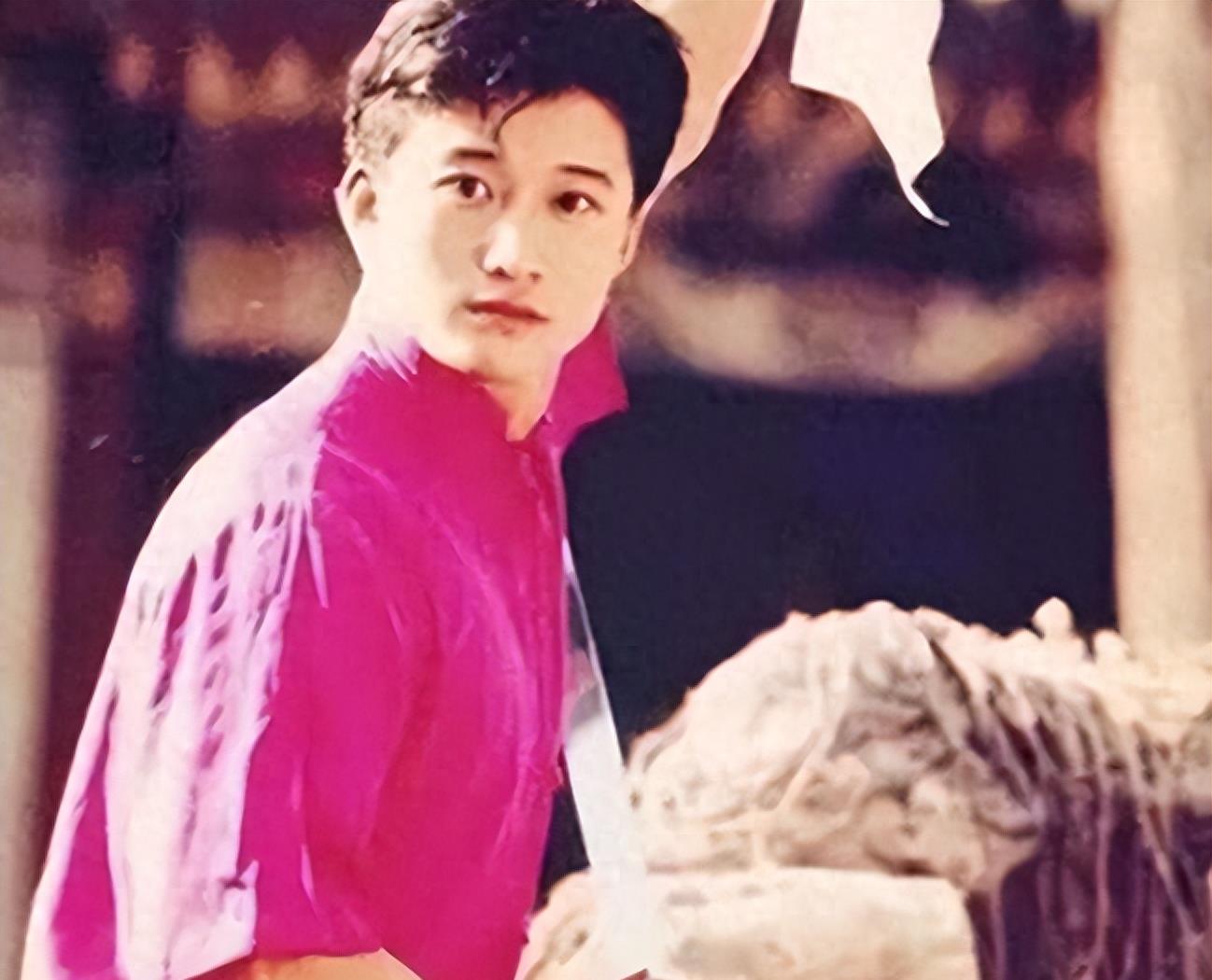 吴京的父亲是谁简介,吴京是哪里人他的父母是谁