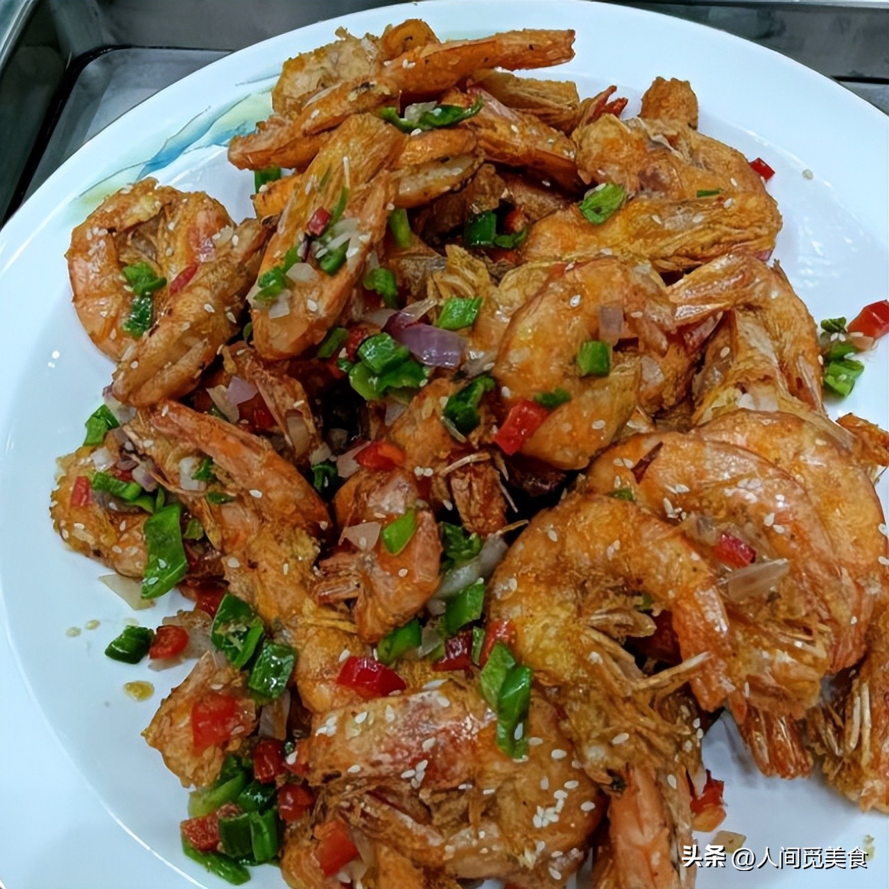 00后小伙做保安完整版,天津当保安一个月6000靠谱吗