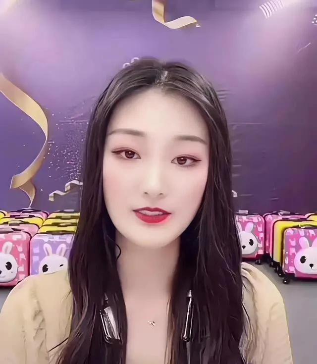 陈亚男七问,网友对陈亚楠什么评论