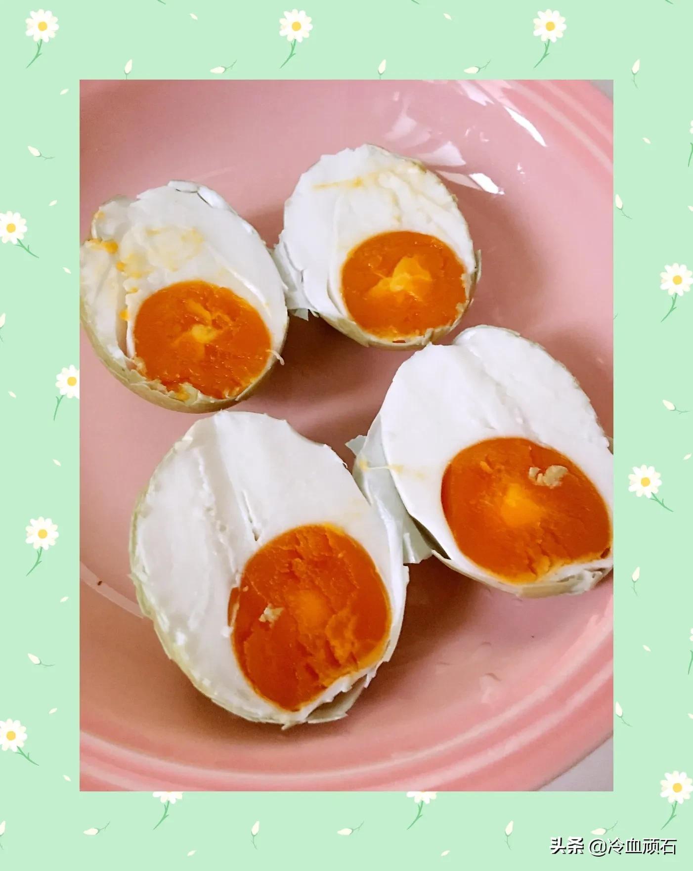 你知道如何自制美味的五香咸鸭蛋吗？