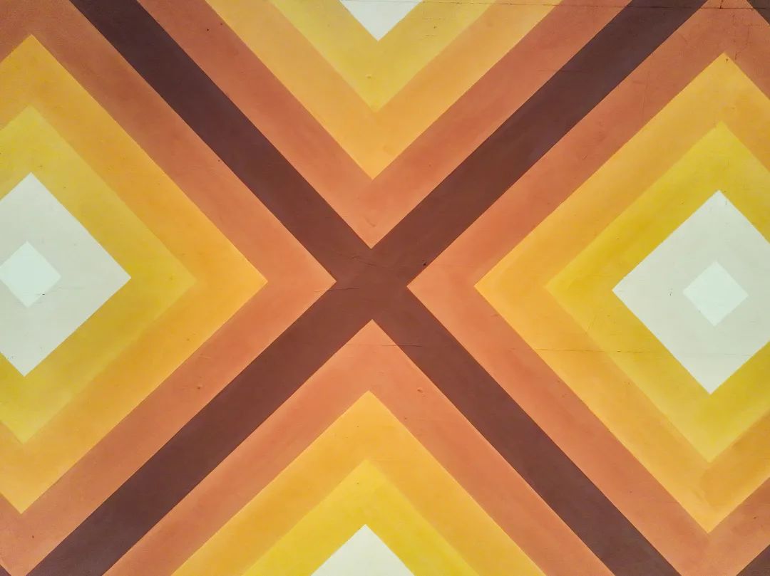 米兰时装周入选前十唯一华人,米兰时装周第一排坐的谁