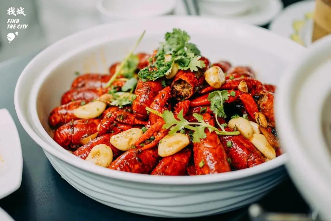 看完这些美食，我还是决定先守住绿码