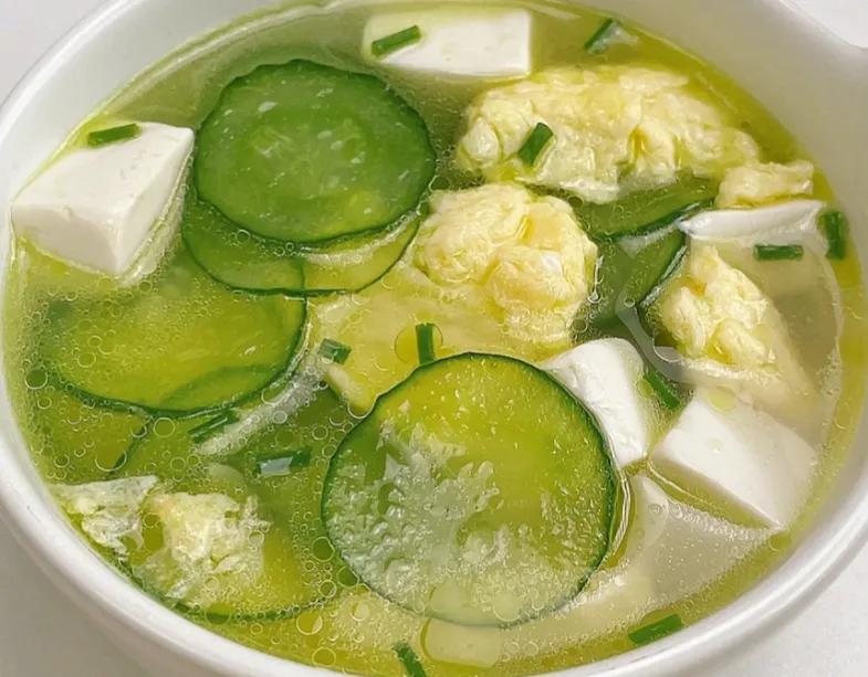 西红柿金针菇木耳减脂汤做法,减脂期必备的10款掉秤汤