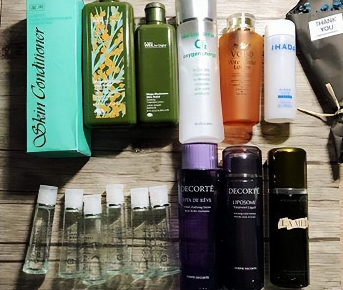 维a酸乳膏可以改善毛孔粗大吗,油皮毛孔粗大黑头多要怎么改善