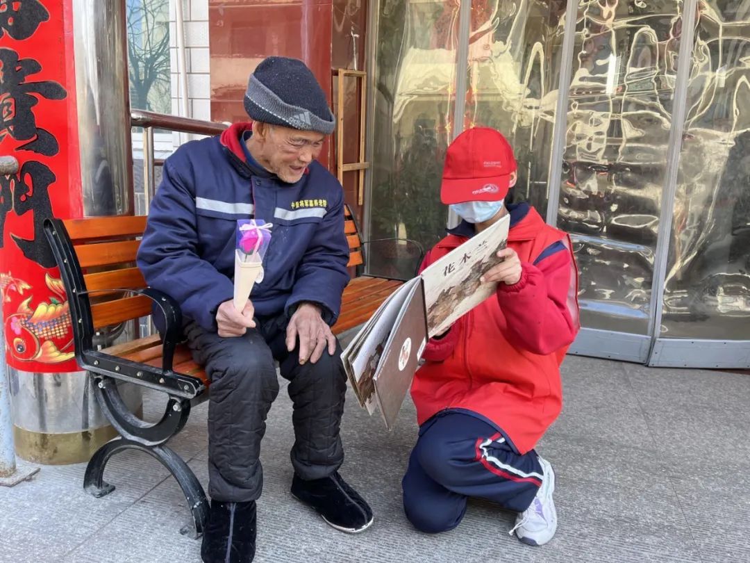 学雷锋，邢台市教育系统在行动