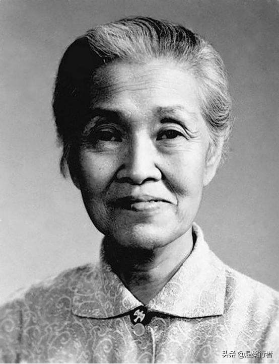 被誉为“万婴之母”，开创我国妇产科学事业，她是掉落人间的天使