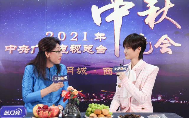 05超女李宇春的点评,05超女李宇春夺冠背后