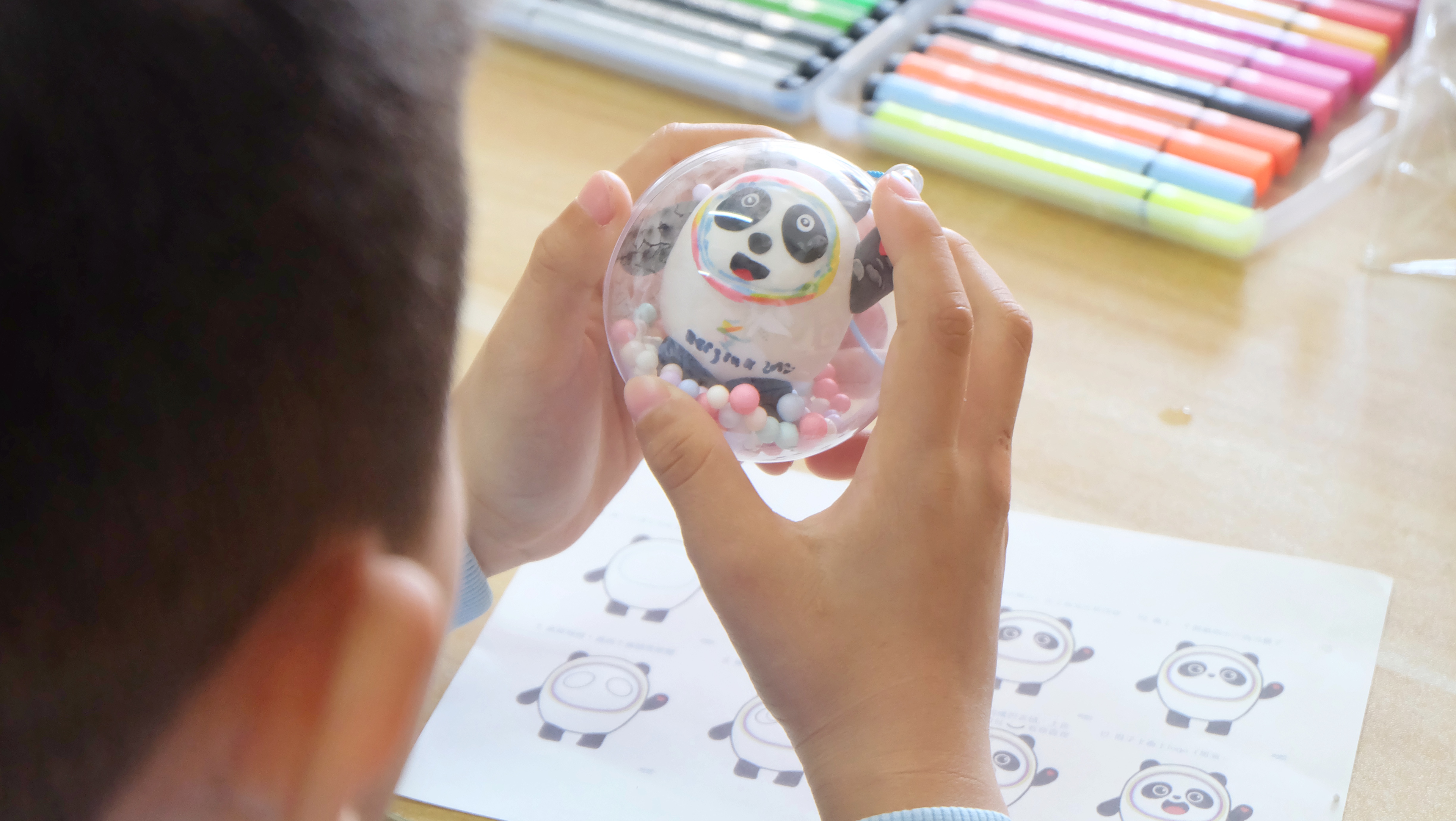 德熙邀您一起-打卡透明车间,体验DIY钥匙扣