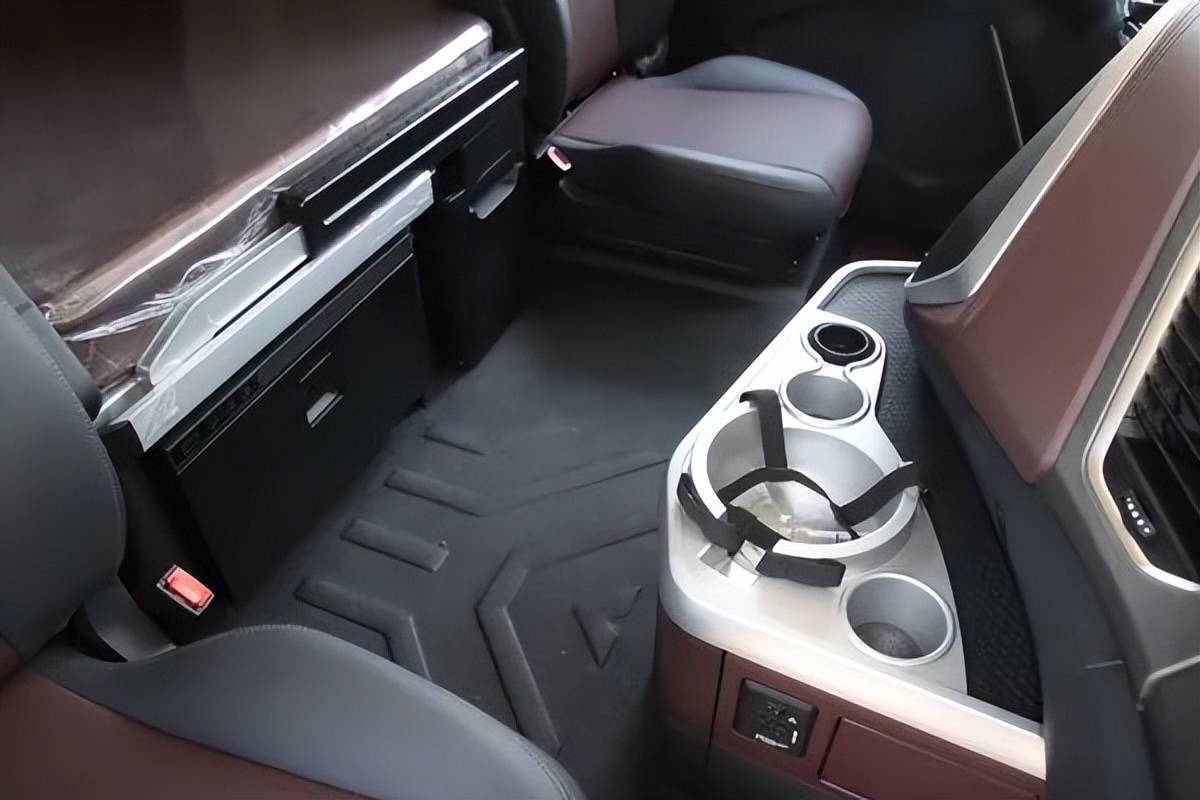 十大最耐用的重卡排名图片,高端重卡欣赏