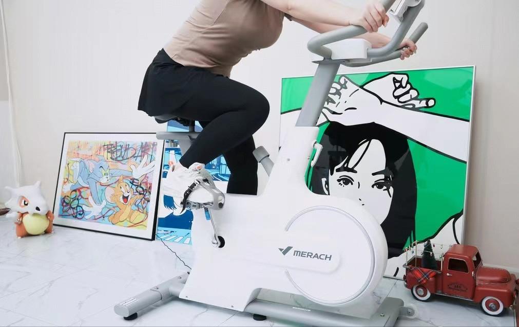 动感单车选哪种比较好,每天骑动感单车30分钟会伤膝盖吗