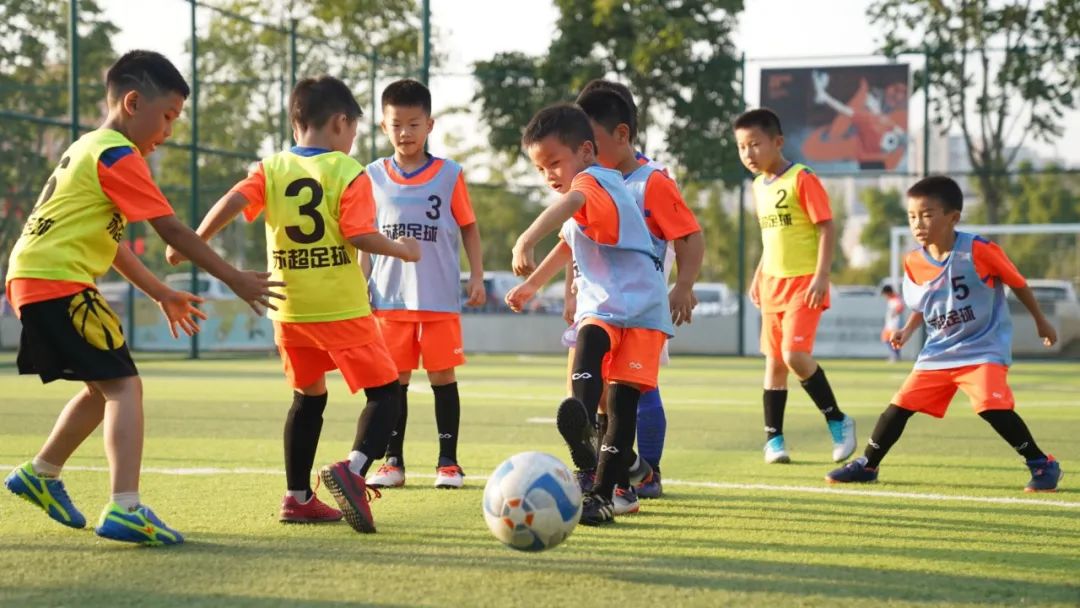 苏超驭风足球培训,苏州青少年足球培训