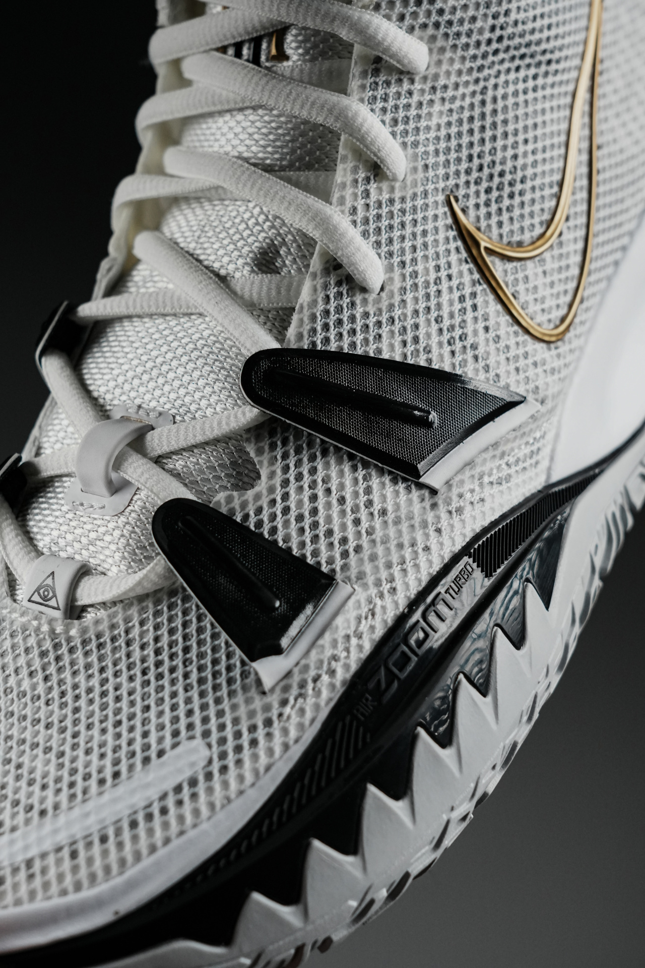 欧文7代球鞋黑色哪一款最好图片,欧文7gs版本和普通版本区别