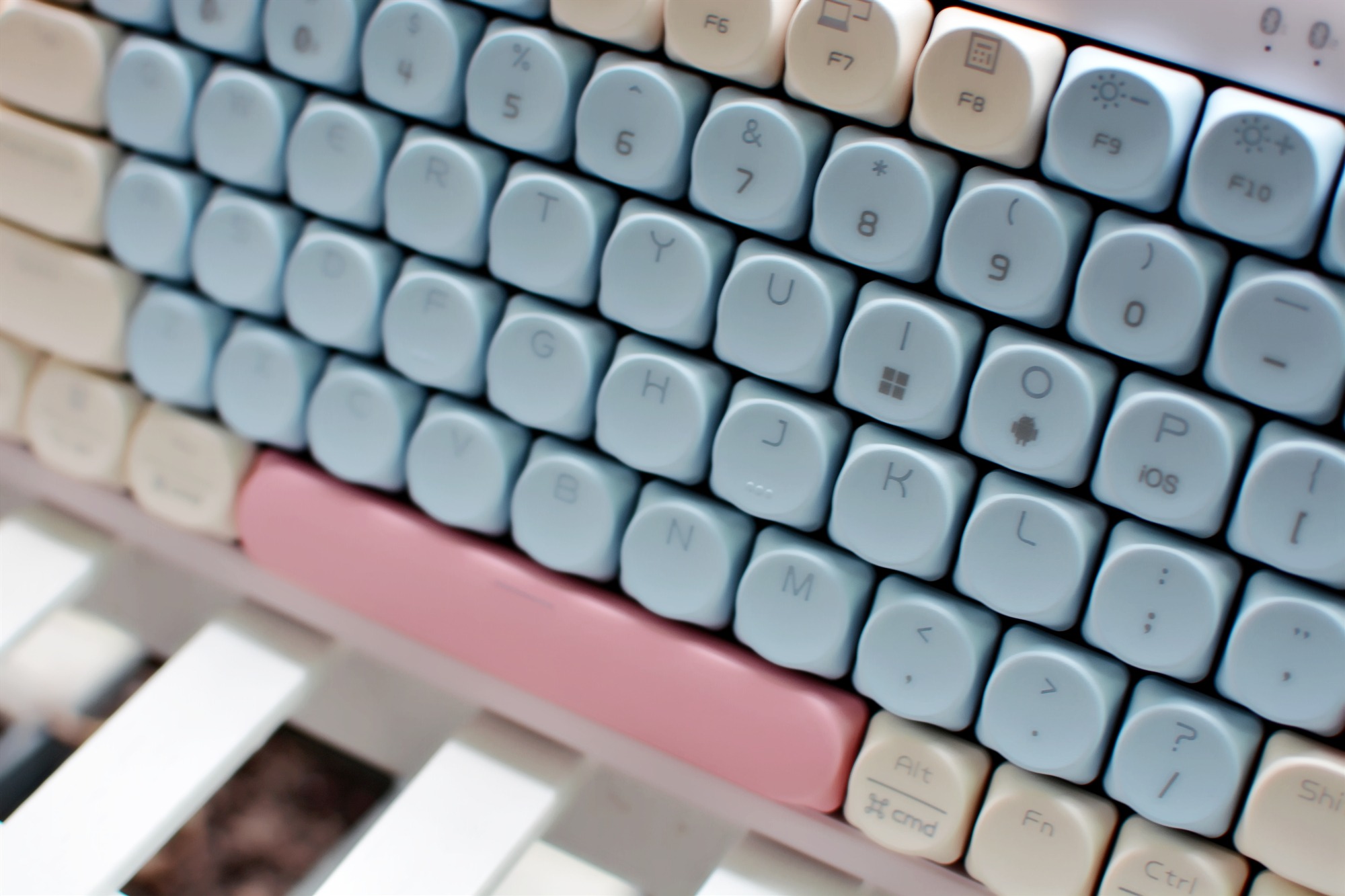 给我满满工作元气，联想小Ｔ键盘施展魔法来助力