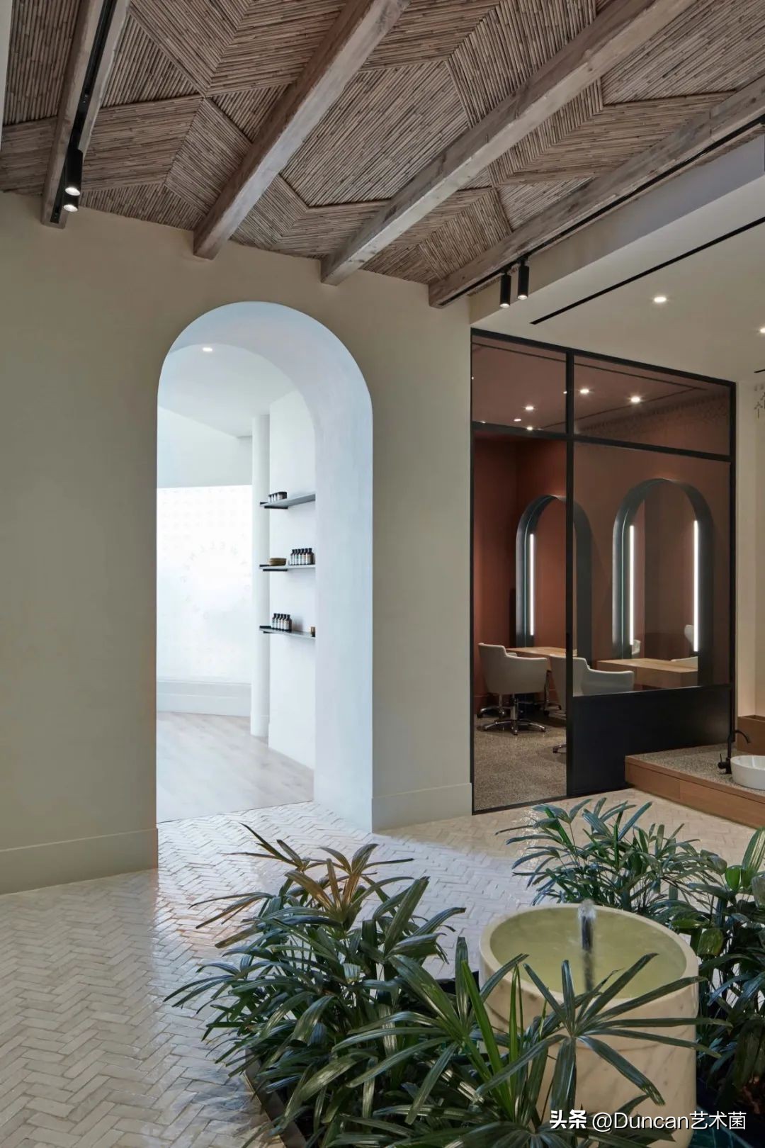 VSHDDesign质朴优雅|谁说迪拜都是土豪金