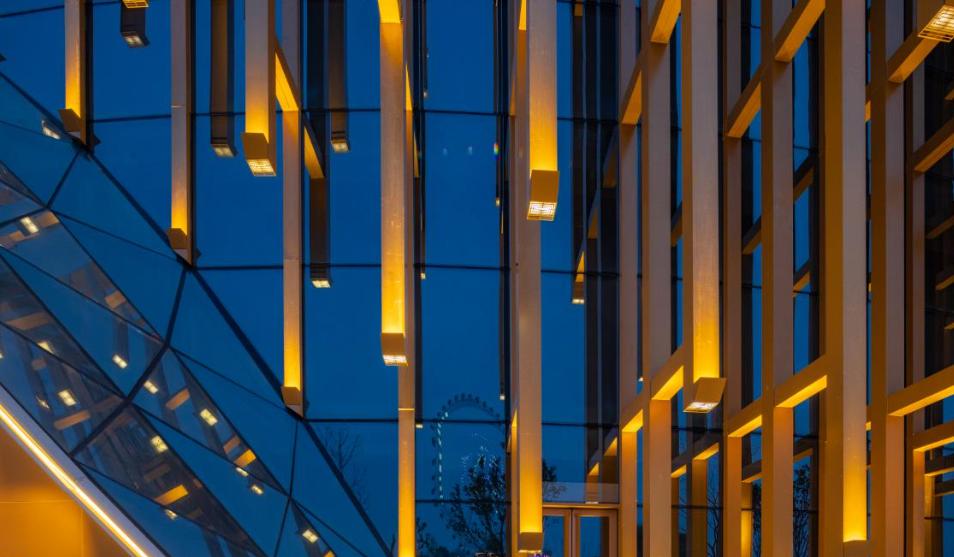 夜间经济是城市发展的亮点,泛光照明工程市场情况及趋势