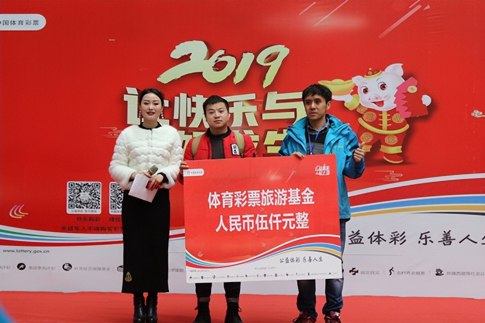 初瑞雪演出视频,初瑞雪辛巴夫妇