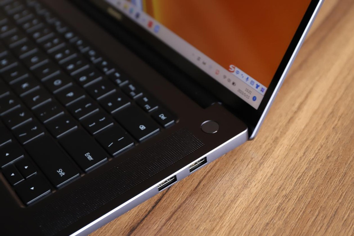 大屏高性能轻薄本！华为MateBook16s2023体验：专业办公最强单品