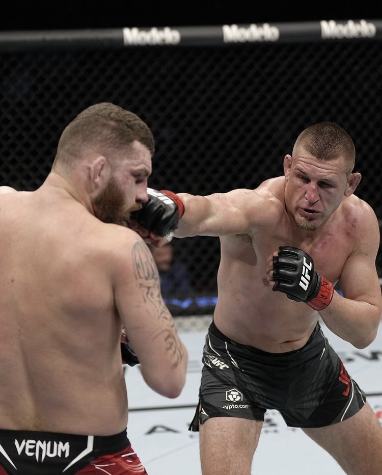 ufc296赛后分析,ufc272赛后卡温顿