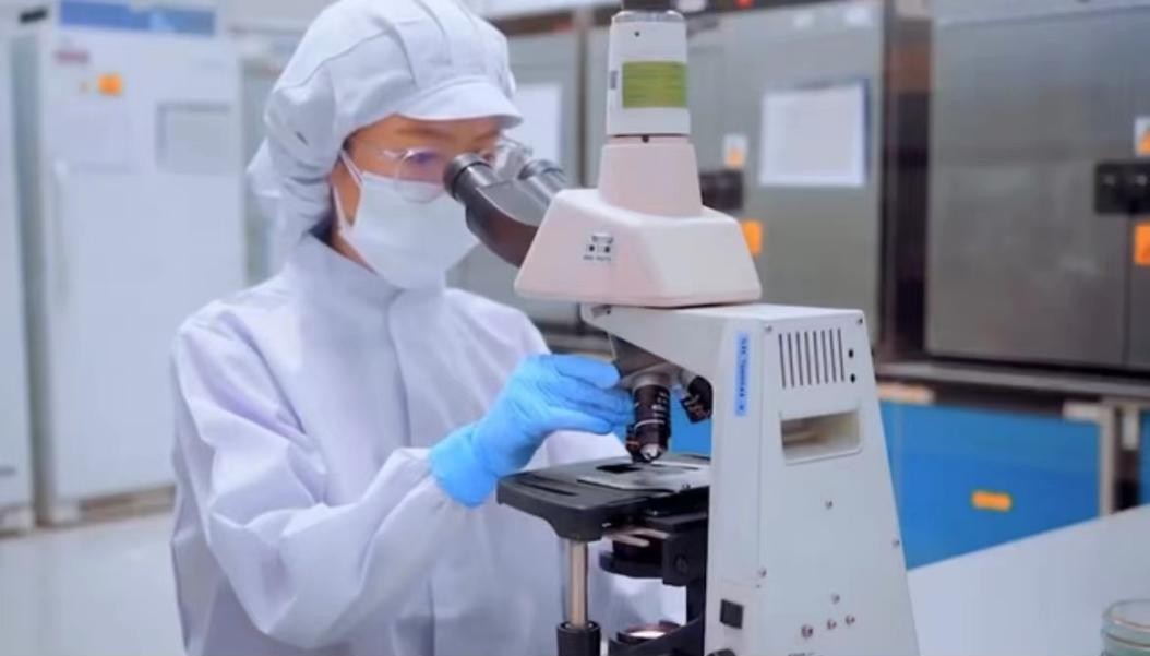 mistine防晒真实测评小蓝瓶,mistine防晒两支