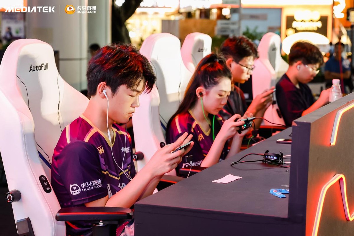 天玑×*牙虎**高能嘉年华燃情谢幕MediaTek天玑助力电竞名手决胜赛场
