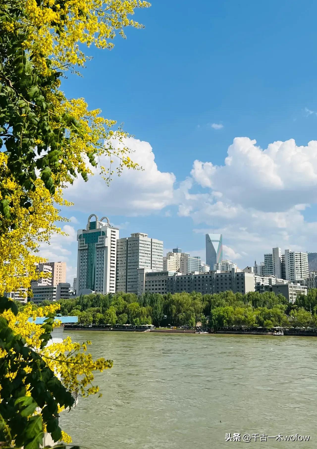 赞美黄河诗词楷书书法作品,赞美黄河的古诗书法作品五言绝句