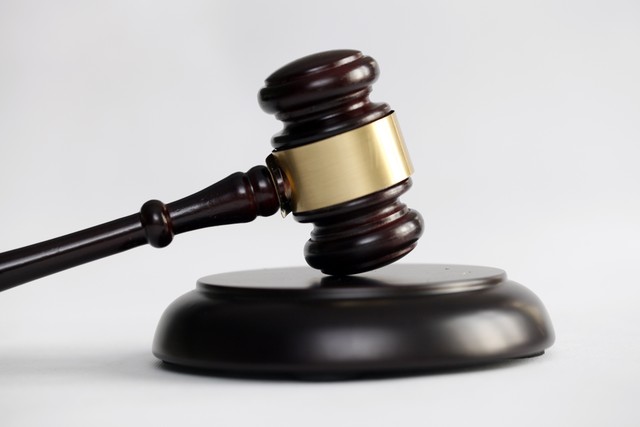 怎么知道拘留人的罪名,哪种拘留是最严重的