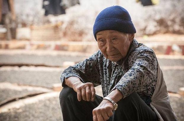 爷奶健在时子女继承父母财产，要拿到叔伯的弃权书么?律师:真的要