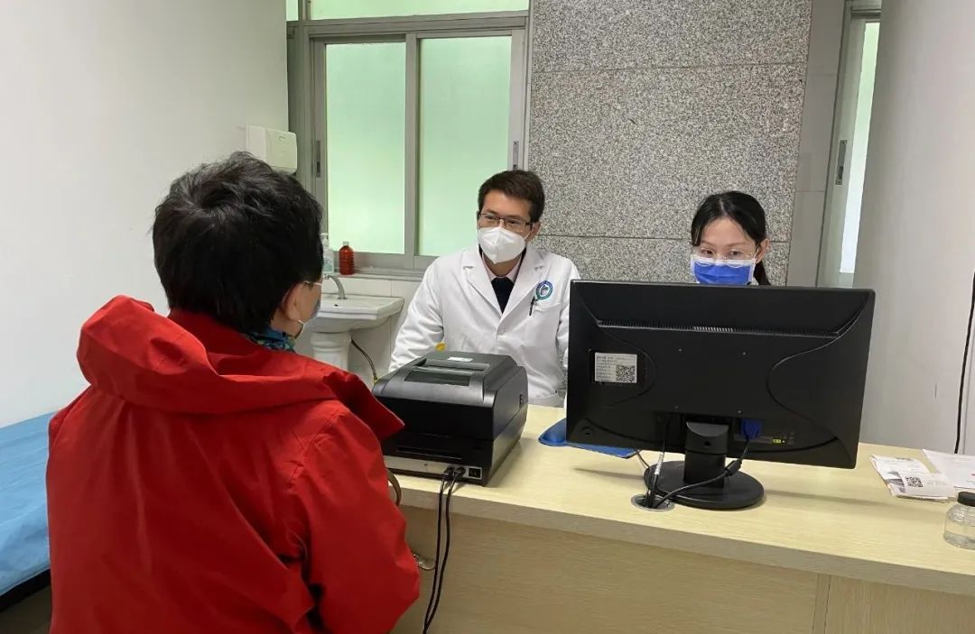 【合作共建】南昌市第一医院与南昌大学第一附属医院泌尿外科专家联手共同诊治疑难复杂病患