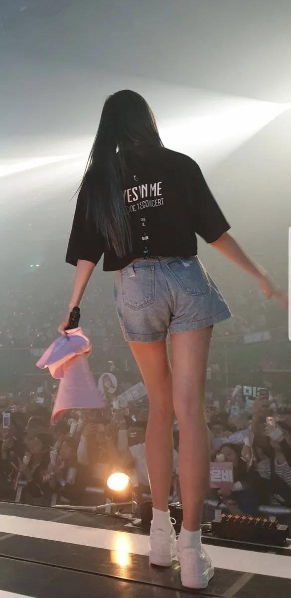 张元英绝美壁纸,张元英全面屏壁纸