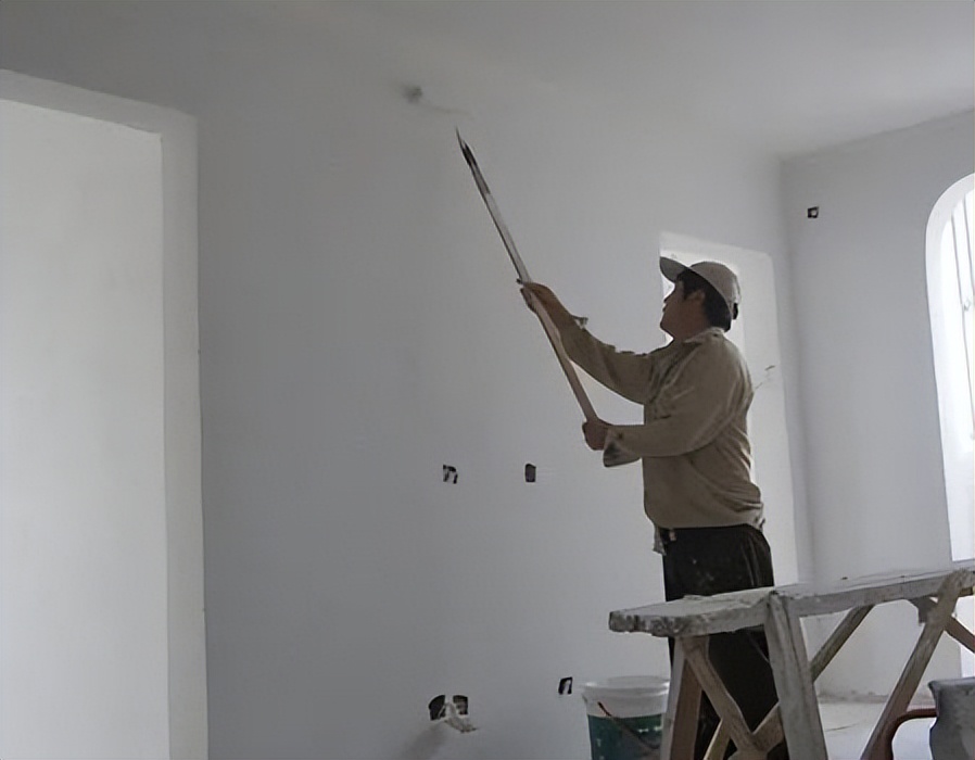 稻草泥漆和乳胶漆哪个划算,乳胶漆跟稻草漆施工工艺一样吗