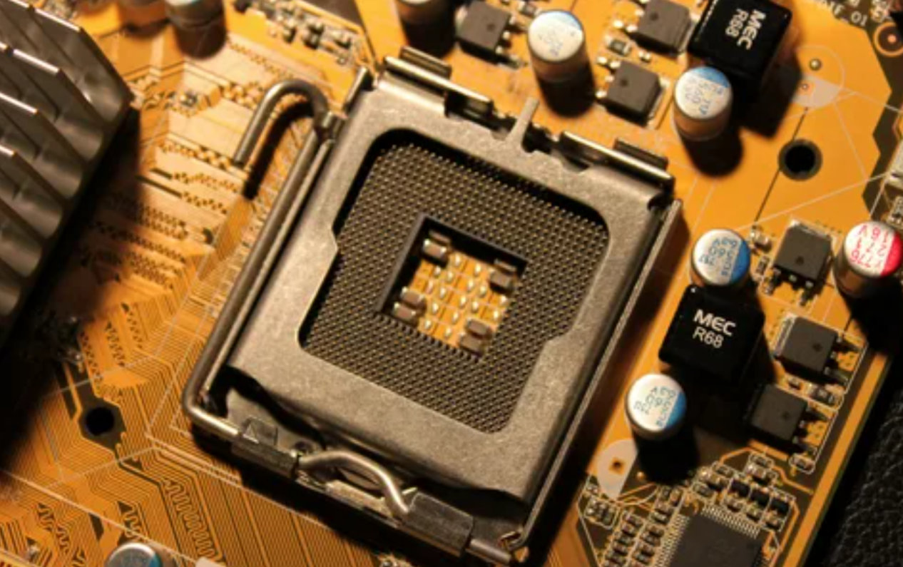 曾经2万块一颗的cpu,一颗cpu有多少黄金