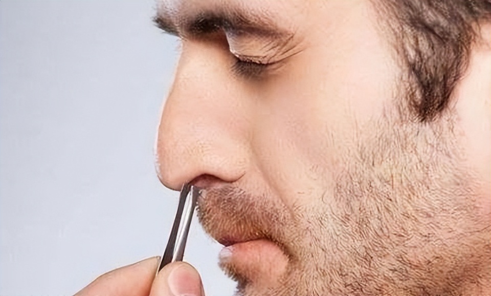 男性30岁左右鼻毛变白有一根两根,45岁男性鼻毛变白好吗