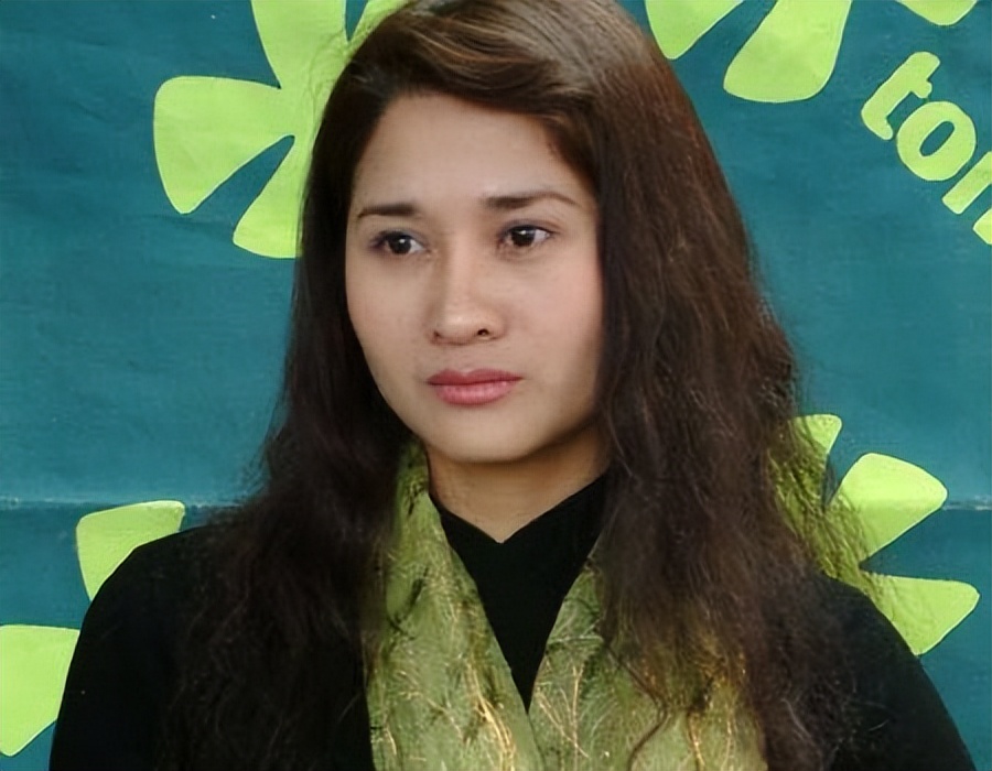 盘点明星们曝出的内幕，一个比一个荒唐恶心，吃喝嫖赌算什么