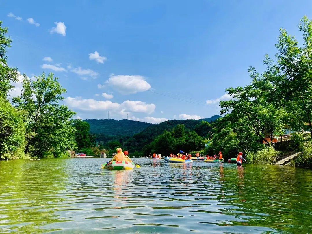 最适合雨天去玩的宝藏地,在水里寻宝的体验