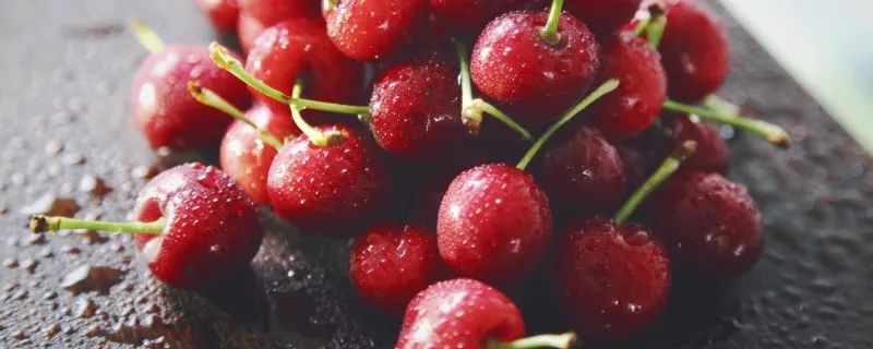 吃樱桃会中毒有什么症状,樱桃什么病人不能吃