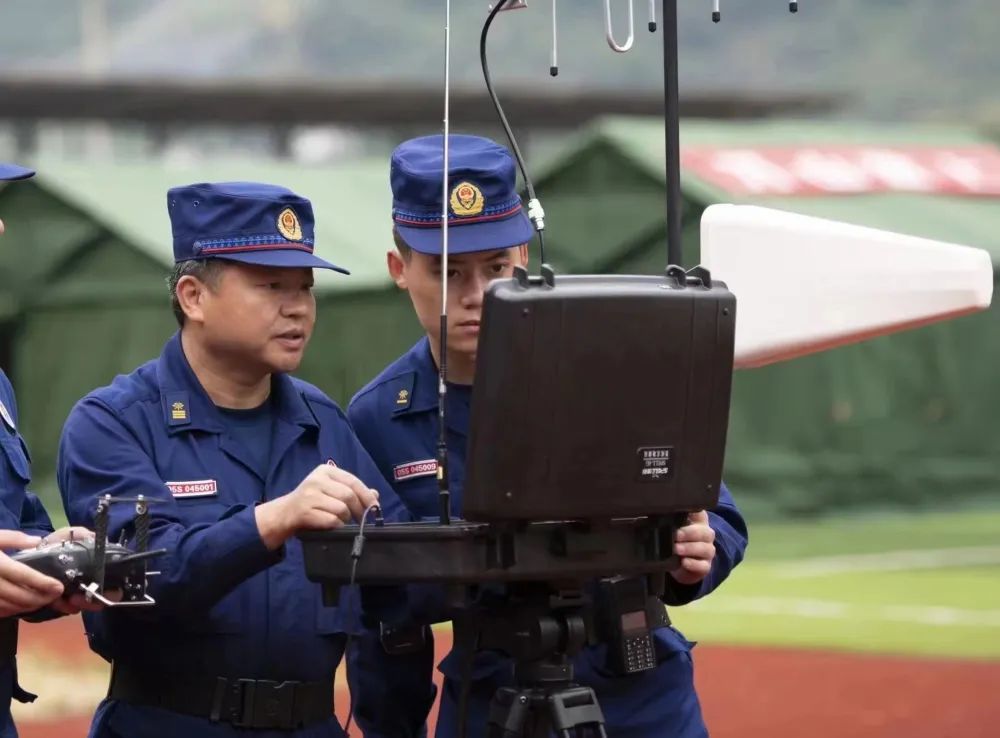 母强：初心如磐的通信尖兵