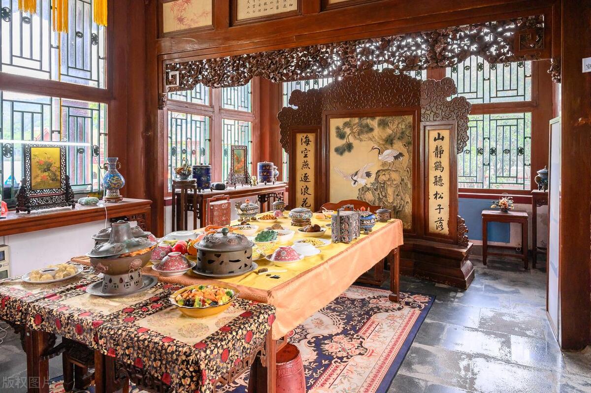 （一）中国烹饪概述火烹熟食是烹饪的起源烹饪小课堂（1）